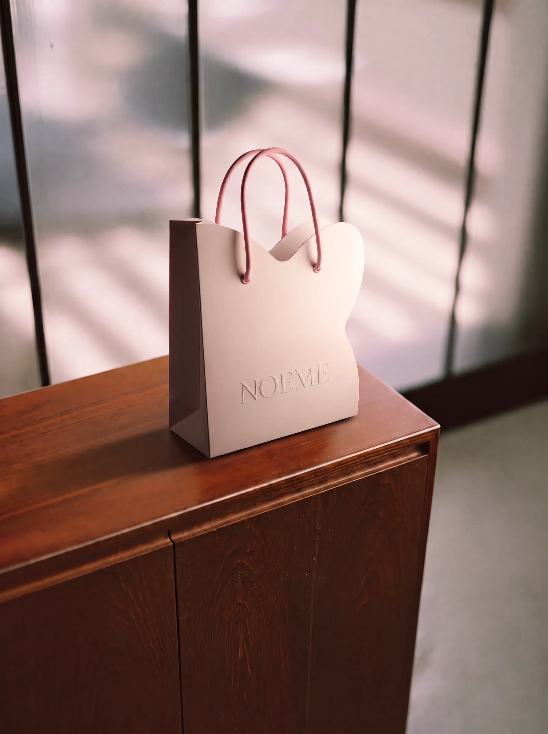 Alternate view of the NOEME shopping bag